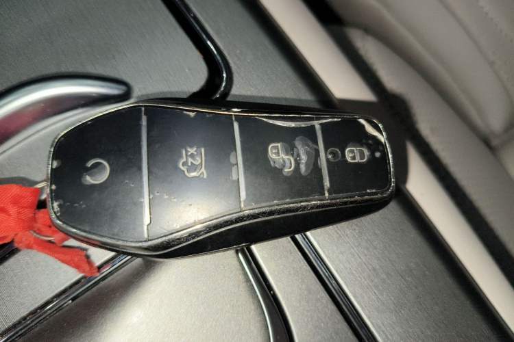 Used BYD Tang New Energy 2025 Intelligent Driving Version DM-i 115KM Flagship Edition Vehicle Key