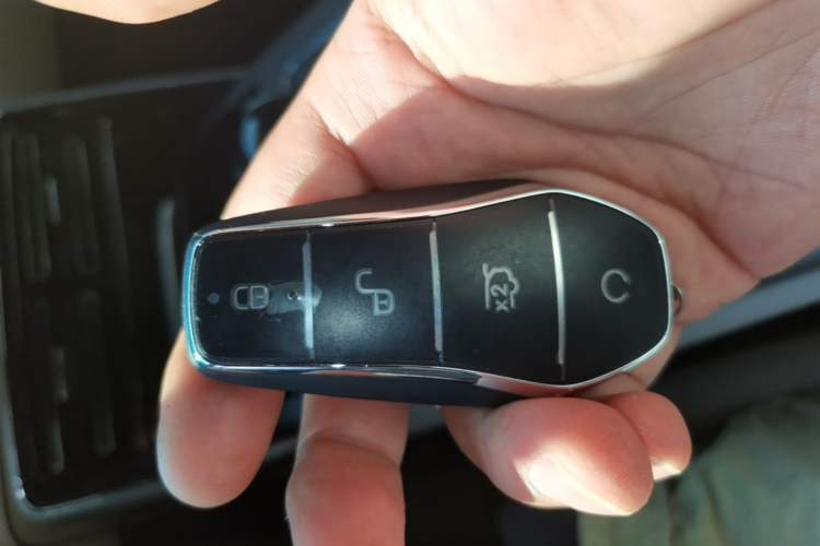 Used BYD Tang New Energy 2025 Intelligent Driving Version DM-i 115KM Flagship Edition Vehicle Key
