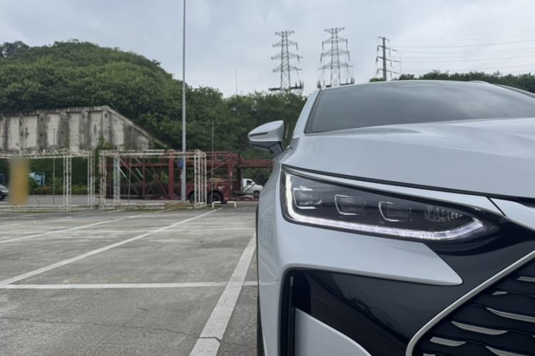 Used BYD Tang New Energy 2025 Intelligent Driving Version DM-i 115KM Prestige Edition Exterior 2