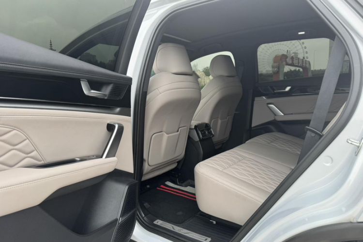 Used BYD Tang New Energy 2025 Intelligent Driving Version DM-i 115KM Prestige Edition Interior 1
