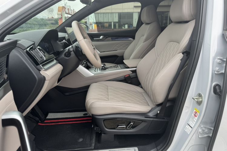 Used BYD Tang New Energy 2025 Intelligent Driving Version DM-i 115KM Prestige Edition Interior 6