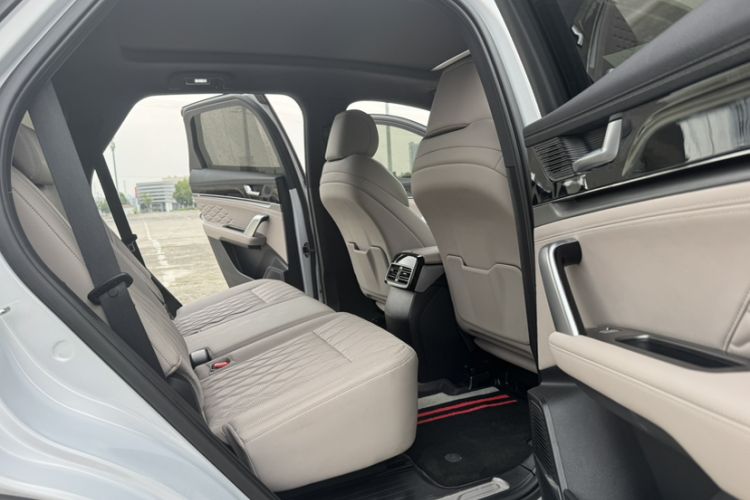 Used BYD Tang New Energy 2025 Intelligent Driving Version DM-i 115KM Prestige Edition Interior 8