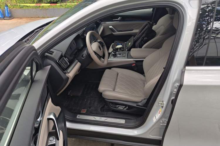 Used BYD Tang New Energy 2025 Intelligent Driving Version DM-i 115KM Flagship Edition Left Front Seat