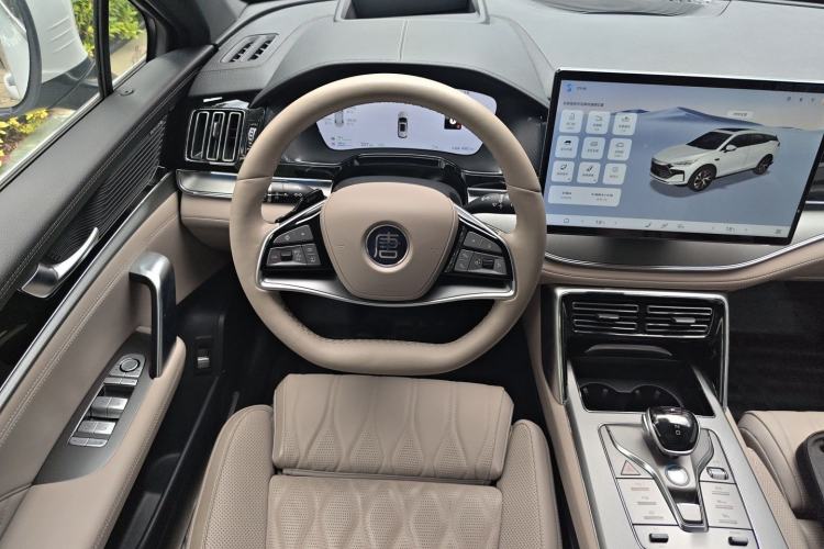 Used BYD Tang New Energy 2025 Intelligent Driving Version DM-i 115KM Flagship Edition Steering Wheel