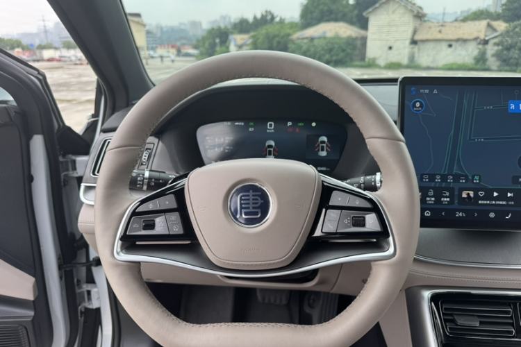 Used BYD Tang New Energy 2025 Intelligent Driving Version DM-i 115KM Prestige Edition Steering Wheel