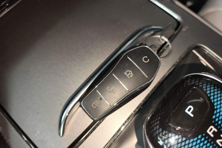 Used BYD Tang New Energy 2025 Intelligent Driving Version DM-i 115KM Prestige Edition Vehicle Key