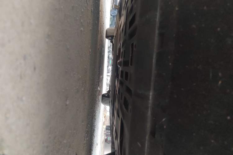 Used BYD Xia 2025 DM-i 1.5T 100km Supreme Edition Chassis Front