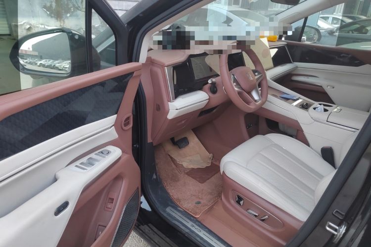 Used BYD Xia 2025 DM-i 1.5T 100km Supreme Edition Driver Seat
