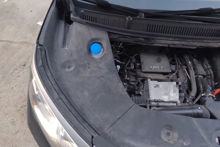 Used BYD Xia 2025 DM-i 1.5T 100km Supreme Edition Engine Bay Right