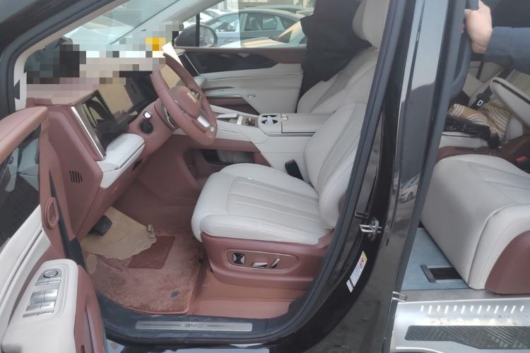 Used BYD Xia 2025 DM-i 1.5T 100km Supreme Edition Left Front Seat