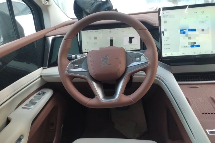 Used BYD Xia 2025 DM-i 1.5T 100km Supreme Edition Steering Wheel