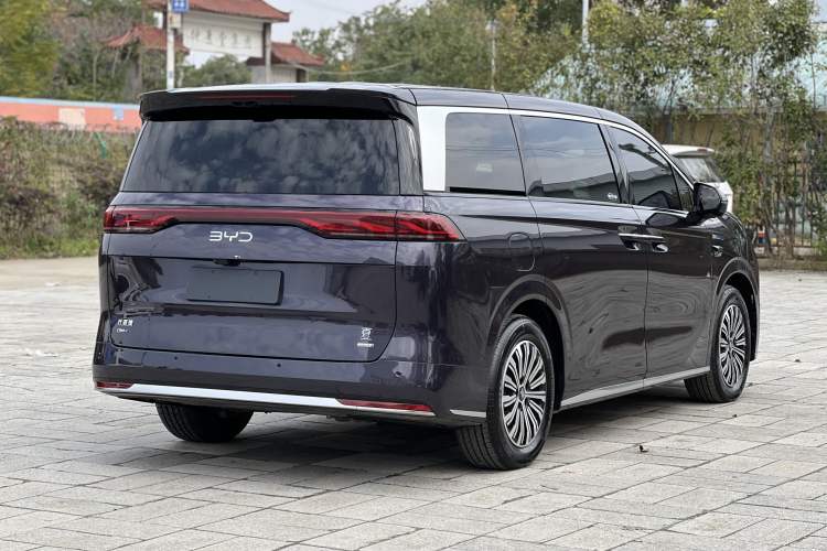 Used BYD Xia 2025 DM-i 1.5T 100km Leading Model Exterior 5