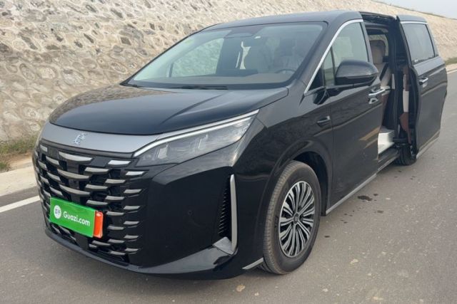 Used BYD Xia 2025 DM-i 1.5T 180km Excellence Model