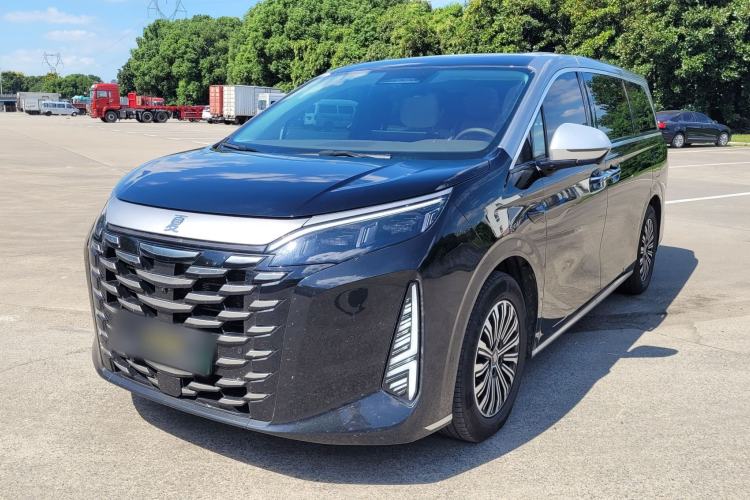 BYD Xia 2025 DM-i 1.5T 180km Beyond Edition