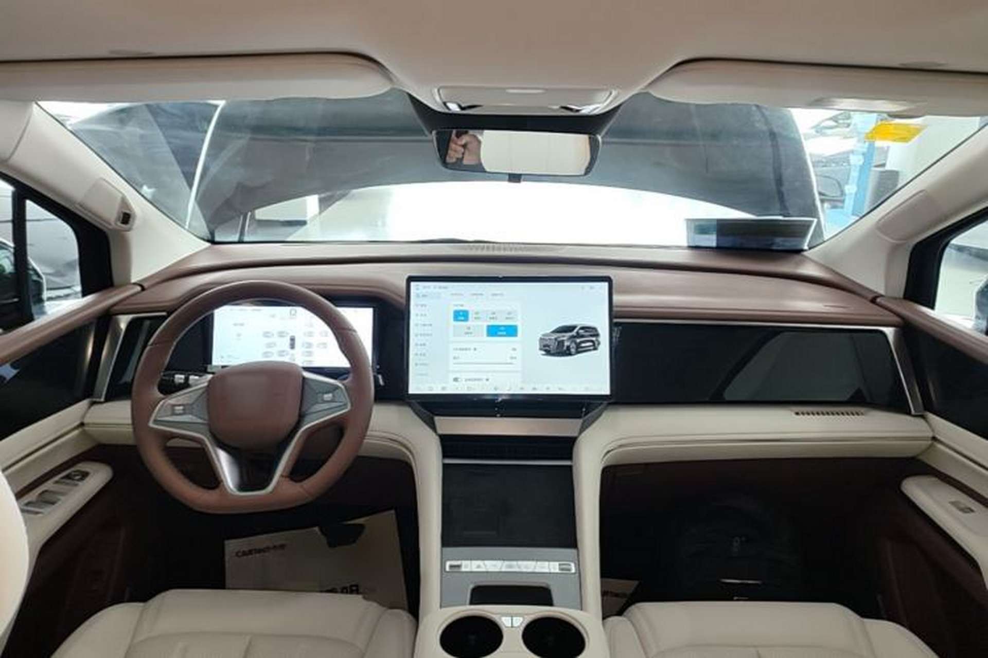 Used BYD Xia 2025 DM-i 1.5T 180km Beyond Edition Center Console