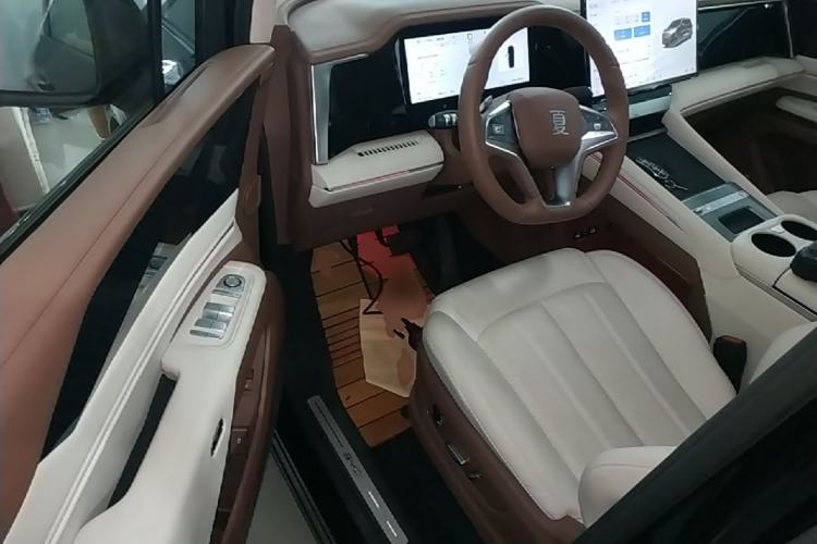 Used BYD Xia 2025 DM-i 1.5T 180km Beyond Edition Driver Seat