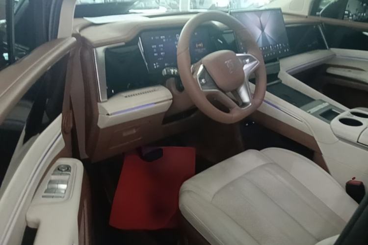 Used BYD Xia 2025 DM-i 1.5T 180km Excellence Model Driver Seat