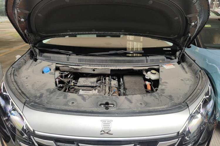 Used BYD Xia 2025 DM-i 1.5T 180km Excellence Model Engine Bay