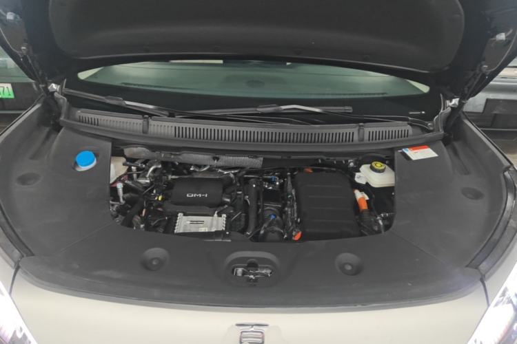 Used BYD Xia 2025 DM-i 1.5T 180km Beyond Edition Engine Bay