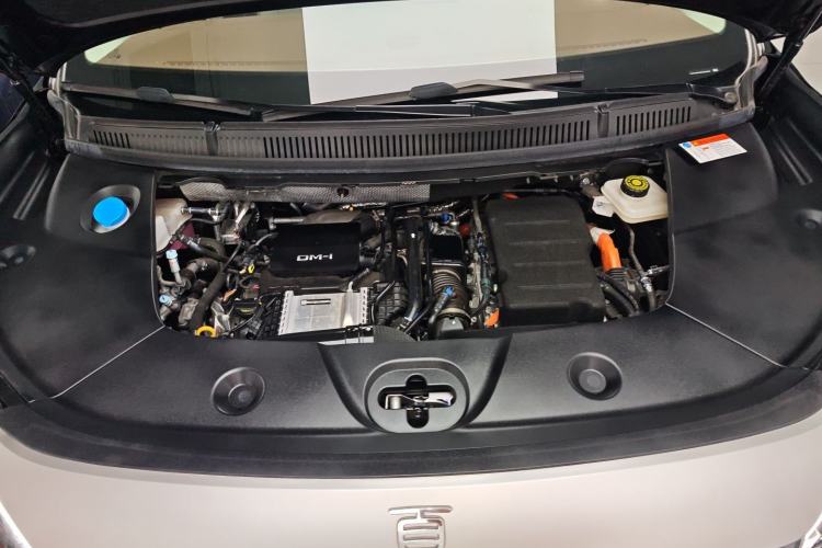 Used BYD Xia 2025 DM-i 1.5T 180km Beyond Edition Engine Bay