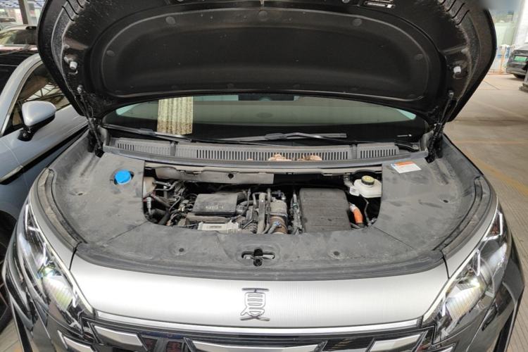 Used BYD Xia 2025 DM-i 1.5T 180km Excellence Model Engine Bay