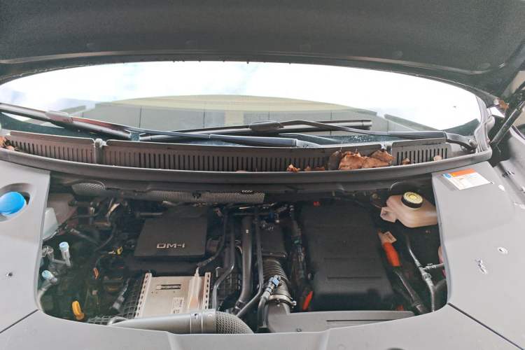 Used BYD Xia 2025 DM-i 1.5T 180km Beyond Edition Engine Bay