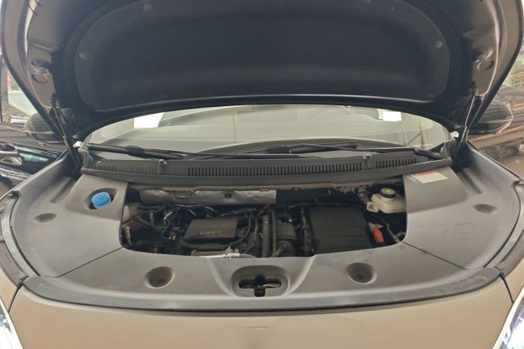 Used BYD Xia 2025 DM-i 1.5T 180km Beyond Edition Engine Bay