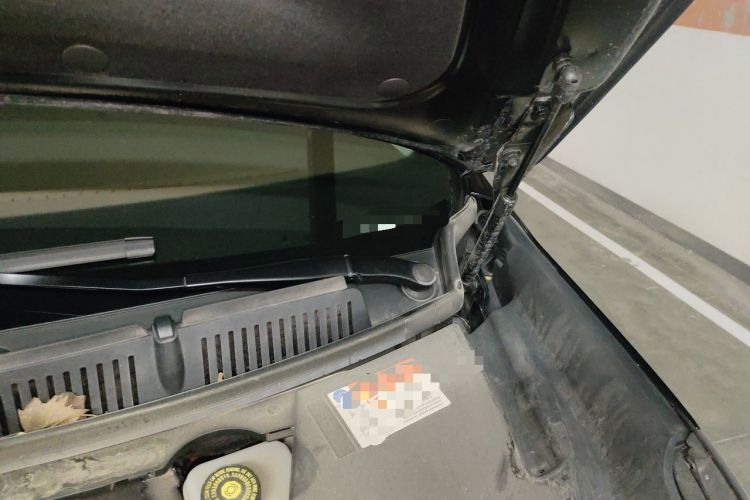 Used BYD Xia 2025 DM-i 1.5T 180km Excellence Model Engine Bay Left