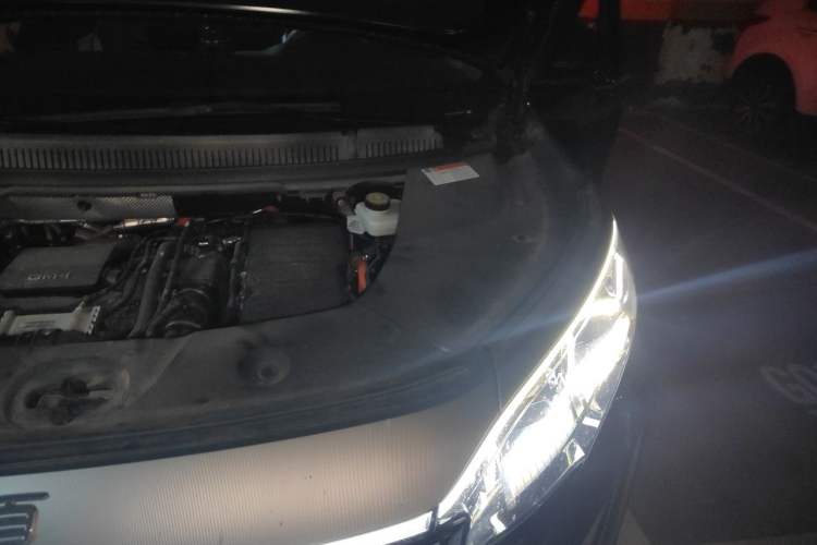 Used BYD Xia 2025 DM-i 1.5T 100km Supreme Edition Engine Bay Left