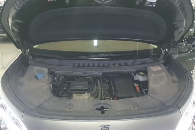 Used BYD Xia 2025 DM-i 1.5T 180km Beyond Edition Engine Bay