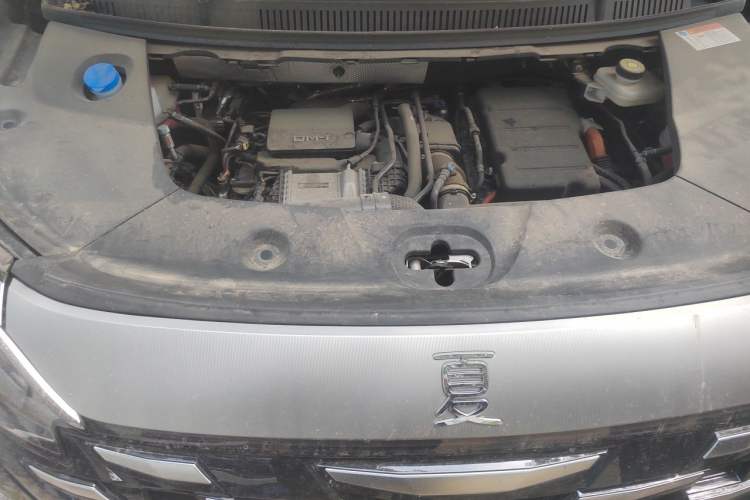 Used BYD Xia 2025 DM-i 1.5T 180km Beyond Edition Engine Bay