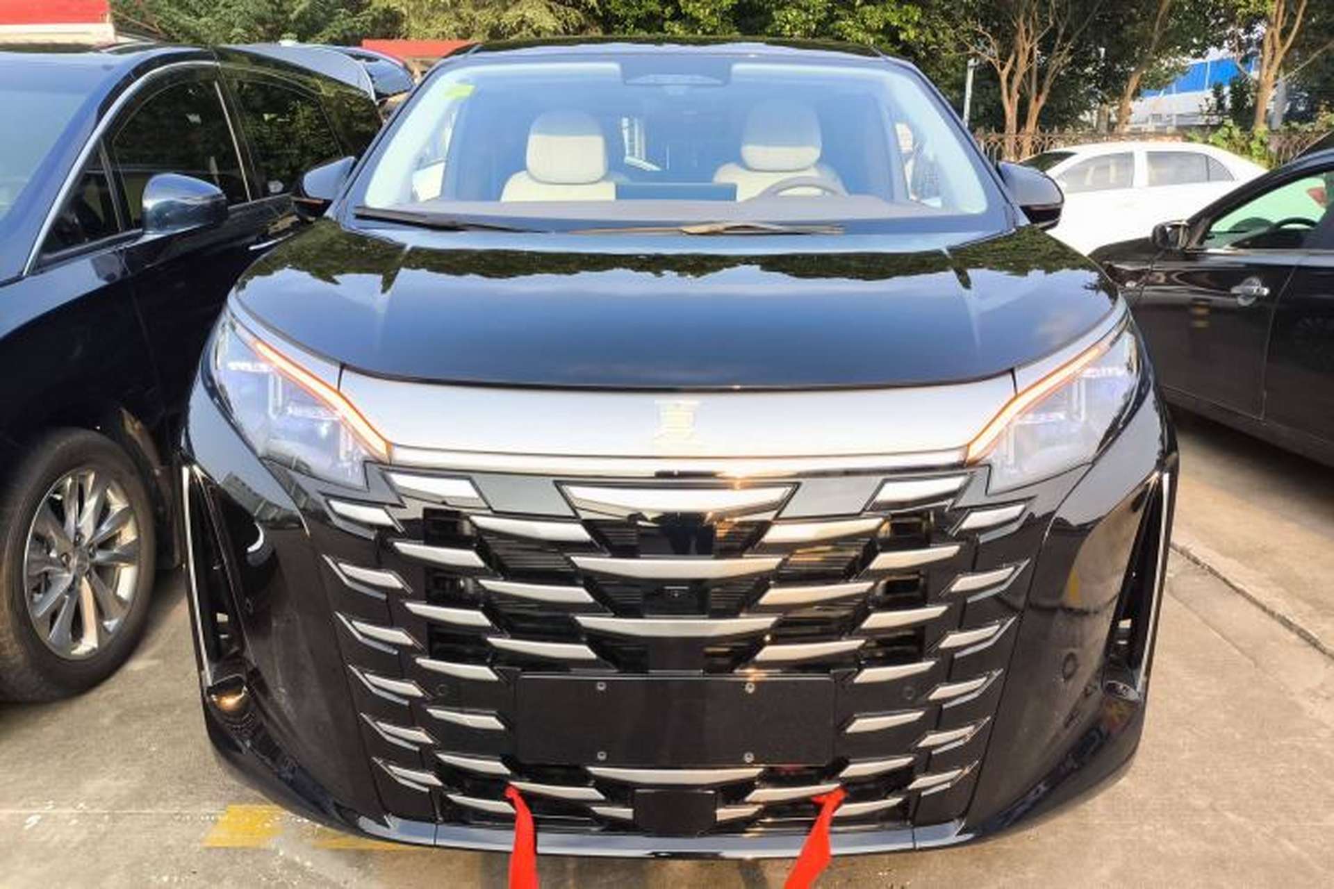 Used BYD Xia 2025 DM-i 1.5T 180km Beyond Edition Exterior 1