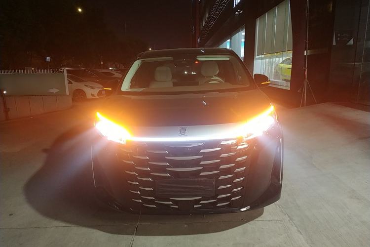 Used BYD Xia 2025 DM-i 1.5T 180km Beyond Edition Exterior 1