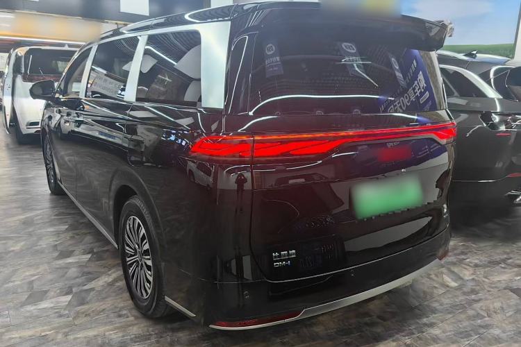 Used BYD Xia 2025 DM-i 1.5T 180km Beyond Edition Exterior 2