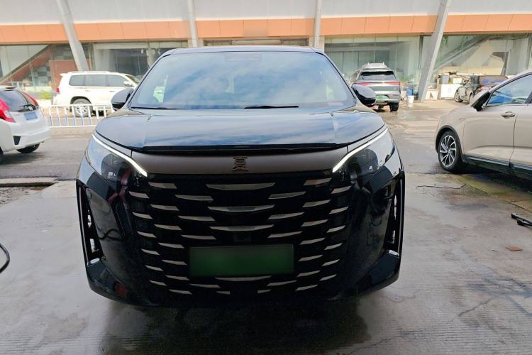 Used BYD Xia 2025 DM-i 1.5T 180km Beyond Edition Exterior 3