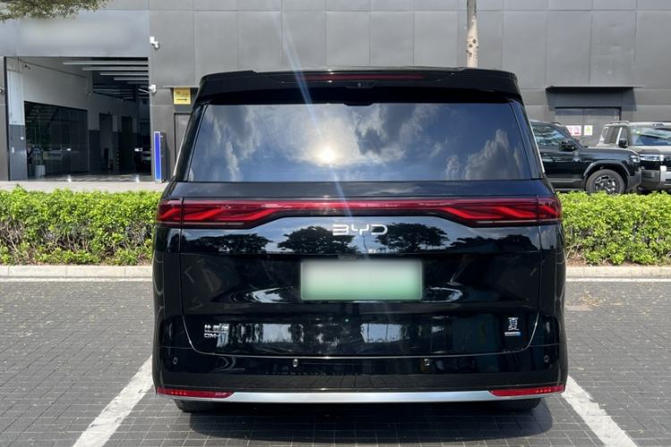 Used BYD Xia 2025 DM-i 1.5T 180km Excellence Model Exterior 3