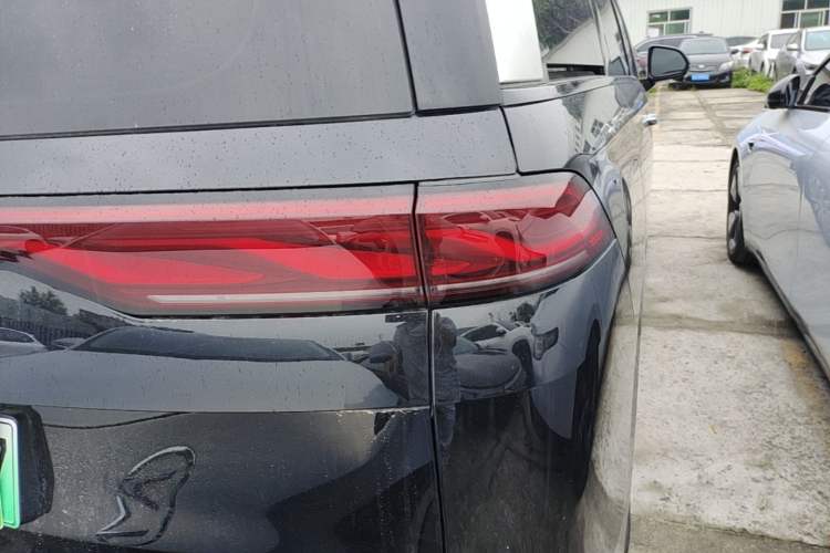 Used BYD Xia 2025 DM-i 1.5T 180km Beyond Edition Exterior 3