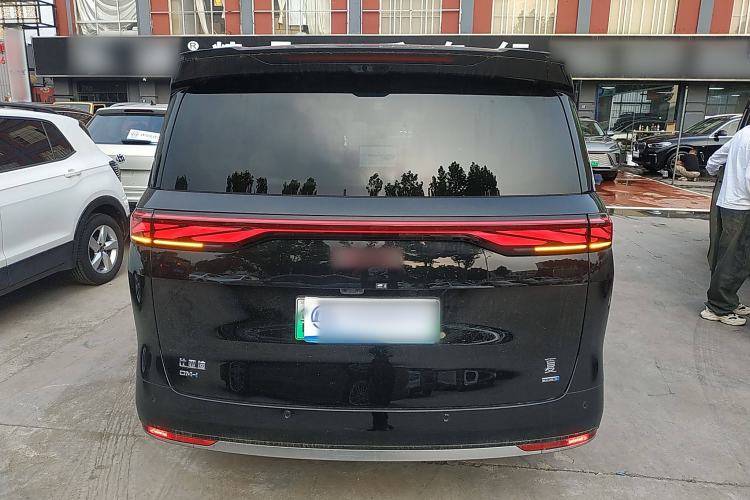 Used BYD Xia 2025 DM-i 1.5T 180km Excellence Model Exterior 4