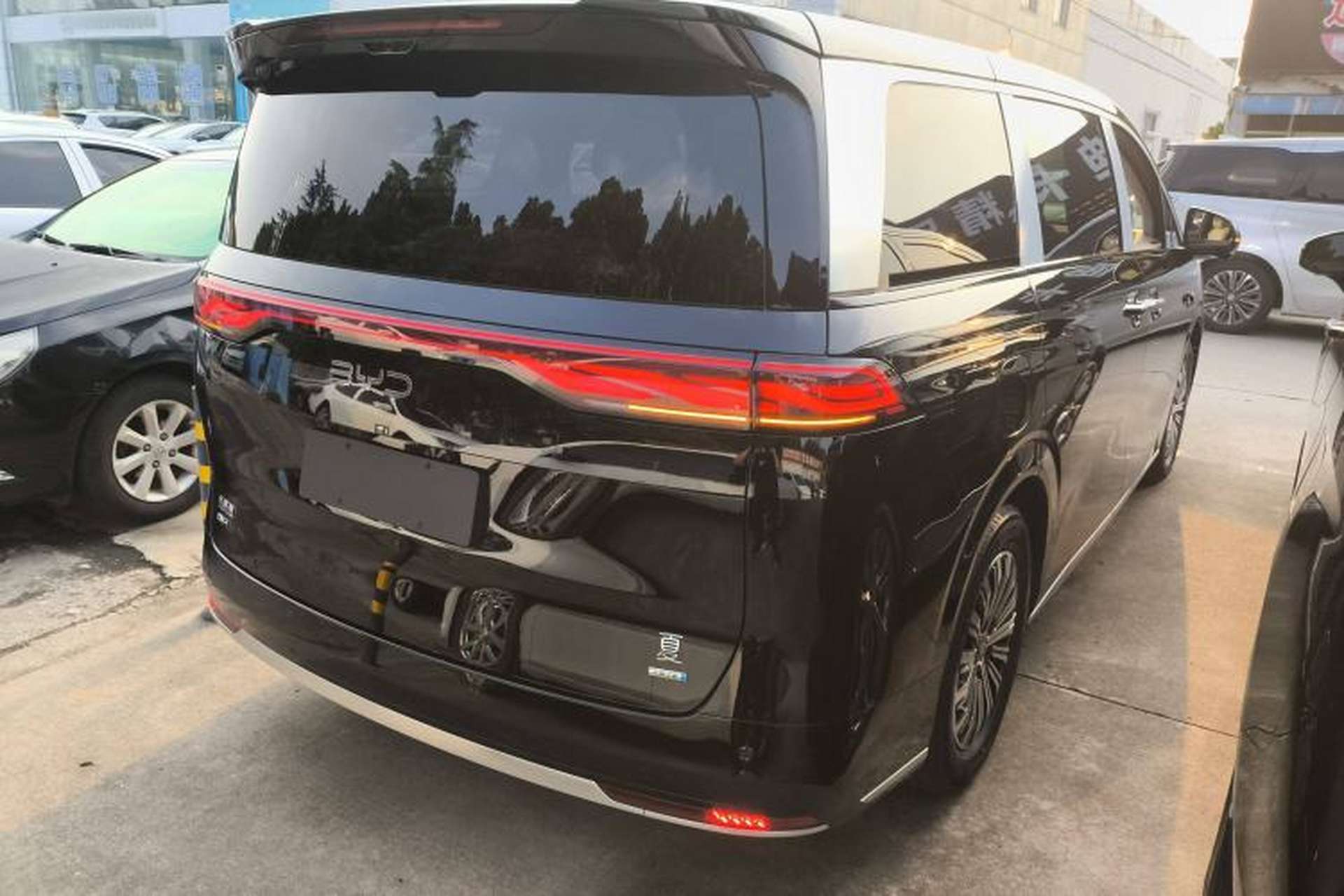 Used BYD Xia 2025 DM-i 1.5T 180km Beyond Edition Exterior 5