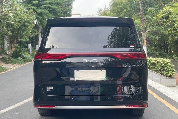 Used BYD Xia 2025 DM-i 1.5T 180km Excellence Model Exterior 6