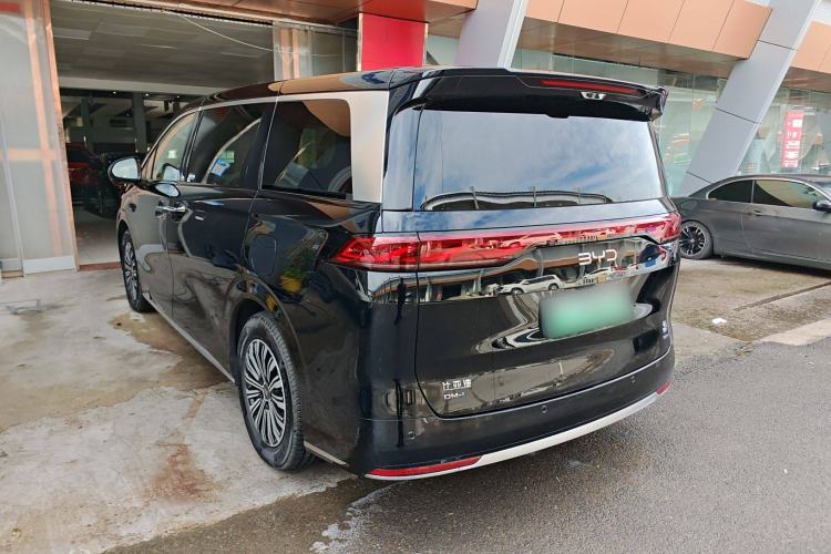 Used BYD Xia 2025 DM-i 1.5T 180km Beyond Edition Exterior 6