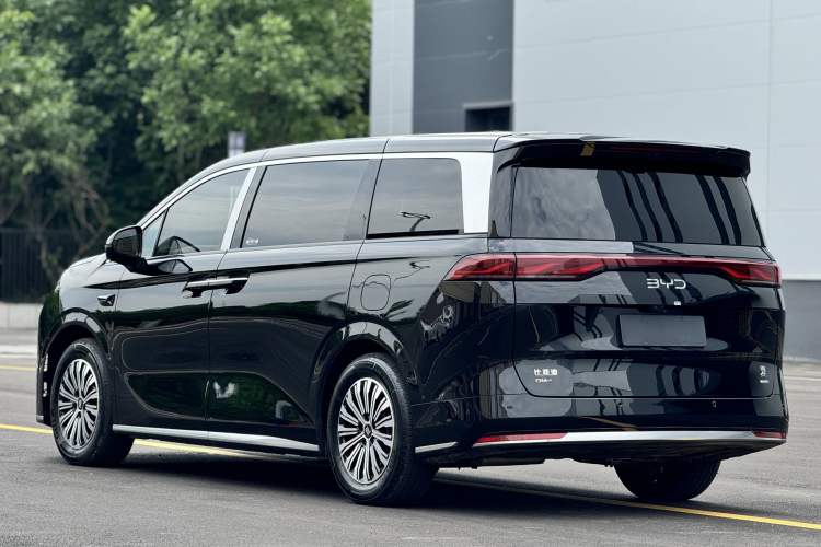 Used BYD Xia 2025 DM-i 1.5T 100km Supreme Edition Exterior 6