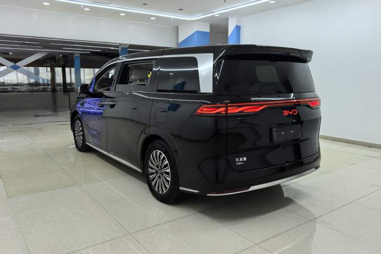 Used BYD Xia 2025 DM-i 1.5T 180km Excellence Model Exterior 7