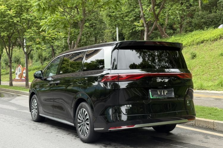 Used BYD Xia 2025 DM-i 1.5T 100km Supreme Edition Exterior 9
