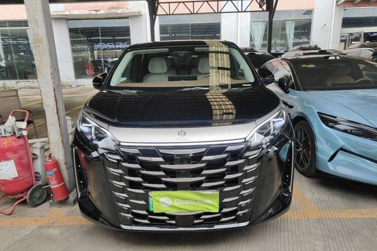 Used BYD Xia 2025 DM-i 1.5T 180km Excellence Model Front