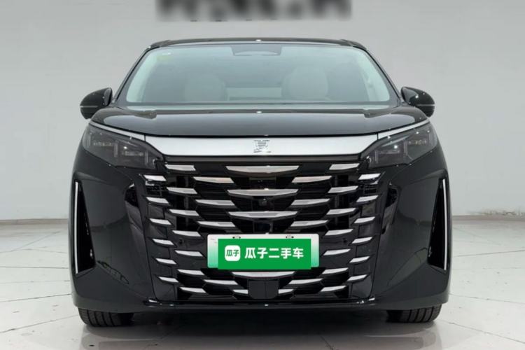 Used BYD Xia 2025 DM-i 1.5T 180km Beyond Edition Front