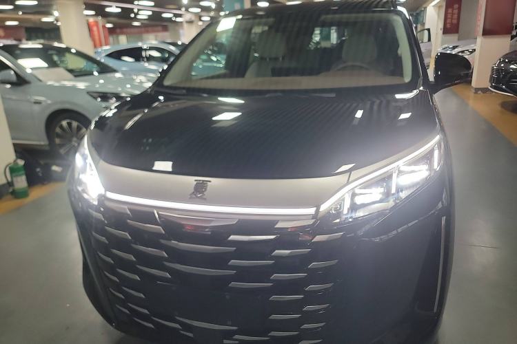 Used BYD Xia 2025 DM-i 1.5T 180km Beyond Edition Front