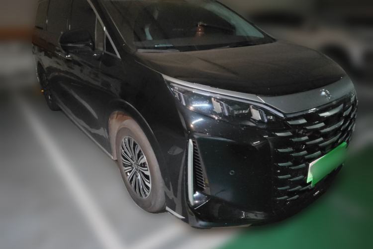 Used BYD Xia 2025 DM-i 1.5T 100km Supreme Edition Front Right 45 Deg