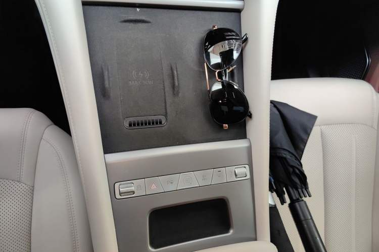 Used BYD Xia 2025 DM-i 1.5T 100km Supreme Edition Gear Lever