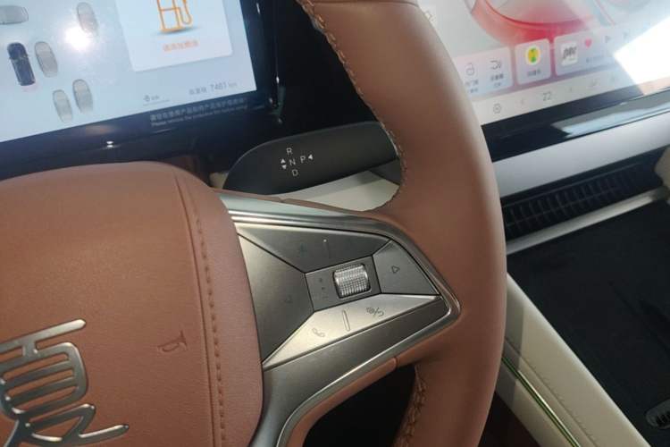 Used BYD Xia 2025 DM-i 1.5T 180km Excellence Model Gear Lever